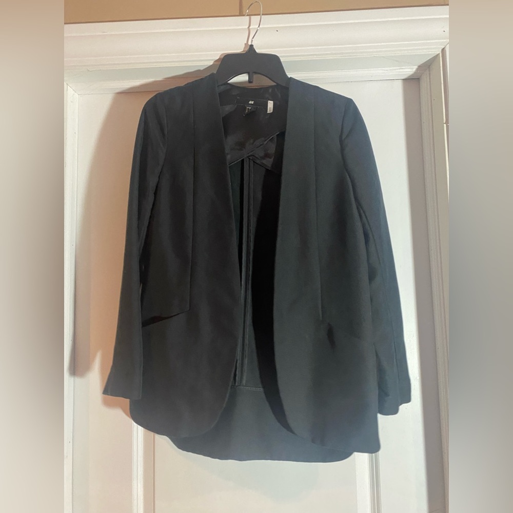 H&M Black Scooped Blazer